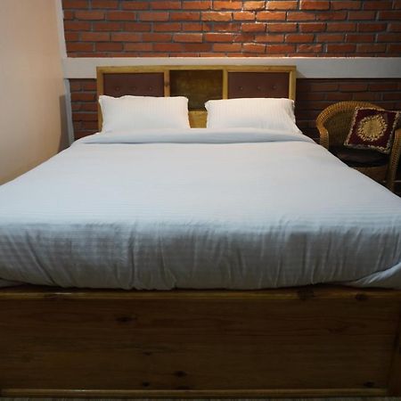 Dorsen Homestay Σιλόνγκ Εξωτερικό φωτογραφία